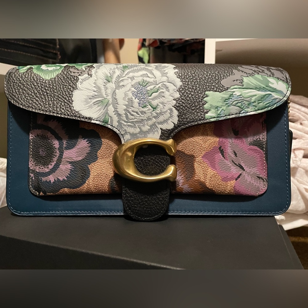 Coach x Kaffe Tabby 26